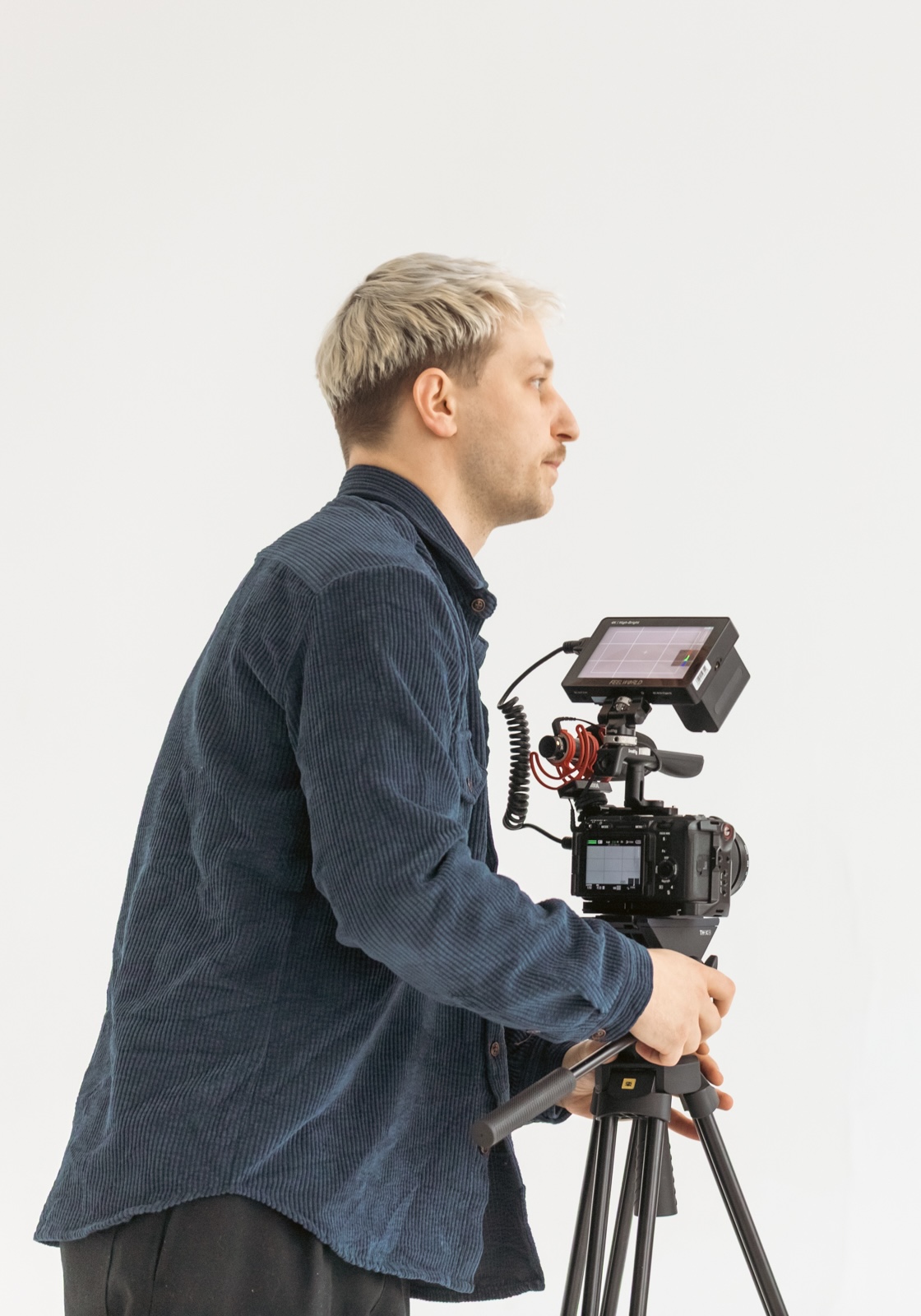 Kacper Bożek — artysta, performer i filmowiec